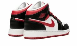 Air Jordan 1 Mid Very Berry 6 Air Jordan 1 Mid Very Berry -Air Jordan-SHOP air jordan 1 mid very berry 949692